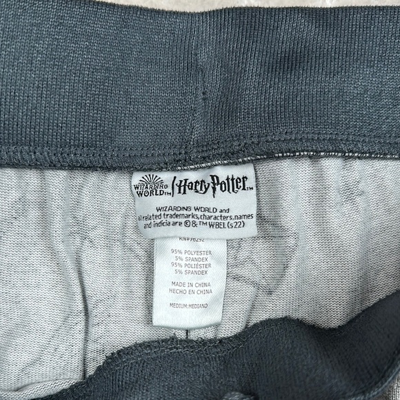Harry Potter - Warner Bros. Gray and Black Joggers with Whimsical Patterns - Picture 2 of 4